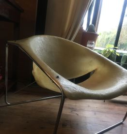 2 fauteuils 60s fibre de verre et acier