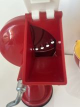 Râpe vintage rouge