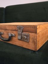 Valise vintage en bois