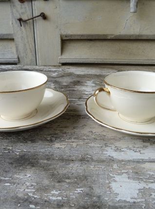 2 tasses et 2 sous-tasses Villeroy &amp; Boch Mettlach ivoire et