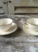 2 tasses et 2 sous-tasses Villeroy &amp; Boch Mettlach ivoire et