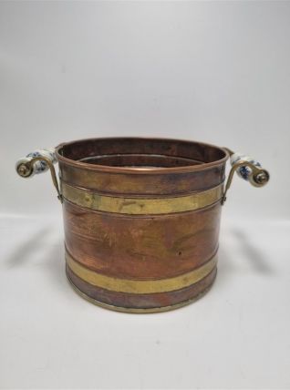 Cache-pot en cuivre 