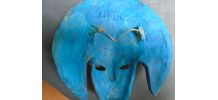 Masque décoratif en terre cuite patinée ,pièce unique