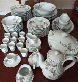 Service de table  porcelaine limoges complet