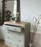 Commode vintage