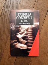 La Ville des Frelons- Patricia Cornwell- Calmann Lévy    