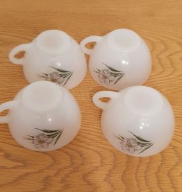 Tasses Vintage Arcopal, neuves