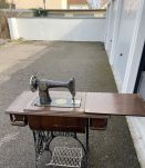 Machine à coudre 19 eme siècle Singer 