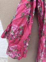 Echarpe rose floral vintage
