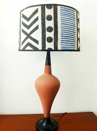 Grande lampe terre-cuite et abat-jour tribal vintage 