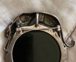 Broche   1900  Art Deco  Argent/Onix