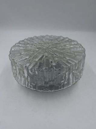 Plafonnier en verre moulé avec relief