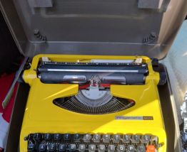 machine à écrire nogamatic 600