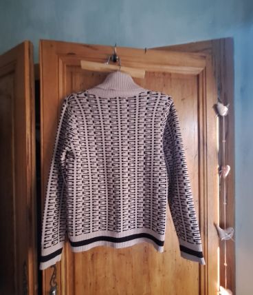 Pull col roulé marque Jovial 