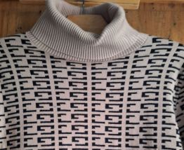 Pull col roulé marque Jovial 