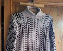 Pull col roulé marque Jovial 
