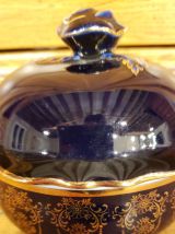 Bonbonnière en porcelaine de Limoges décor 22K Gold