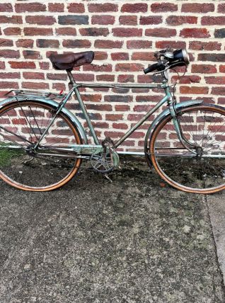 Vélo des années 40-50 de la marque Aleph