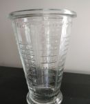 Verre doseur vintage 