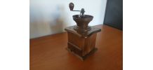 Moulin à poivre en bois et cuivre 