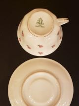 Ensemble 8 tasses et 12 soucoupes en porcelaine de Limoges