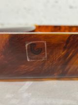 Plateau Guzzini en lucite et laiton, effet écaille de tortue