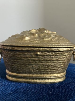 Boîte à bijoux en bronze
