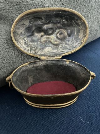 Boîte à bijoux en bronze