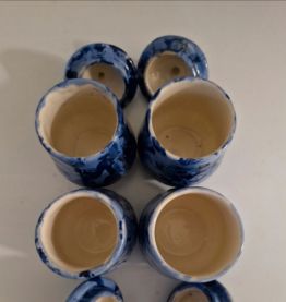 Petits pots en porcelaine bleu de Delft
