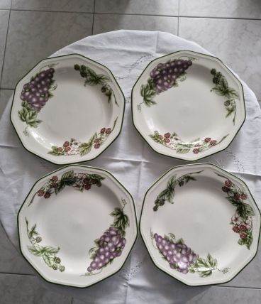 Anciennes assiettes à dessert Churchill England The Chartwel