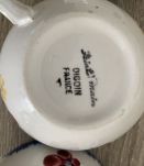 Lot 16 tasses à café  porcelaine Digoin Mary Lou an 40