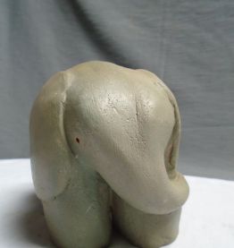 Eléphant en terre cuite patinée, pièce unique signée