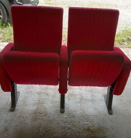 fauteuils de cinéma ancien