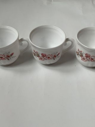 4 ramequins 3 tasses arcopal motif fleurs de cerisier