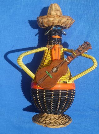 Bouteille scoubidou Mexicain , vintage