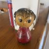 Poupée kokeshi ancienne .