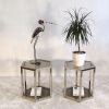 Magnifique paire de tables d’appoint métal doré-argenté 1970