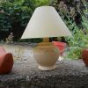 LAMPE BEIGE CERAMIQUE TBE PIED CERAMIQUE 27 CM TBE