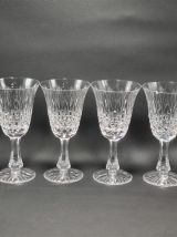 Verres à pied en cristal