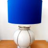 Lampe faïence de Longwy et abat-jour bleu Klein 