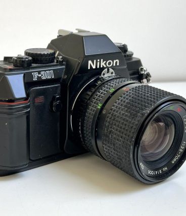 Appareil photo argentique Nikon F 301 