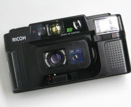 Appareil photo argentique Ricoh FF3-AF 