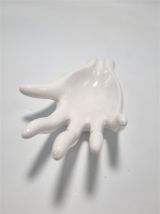 Main en céramique