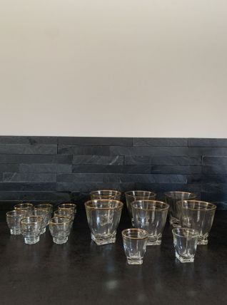 Lot verres avec liseré doré 