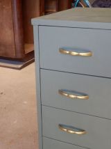 Commode 