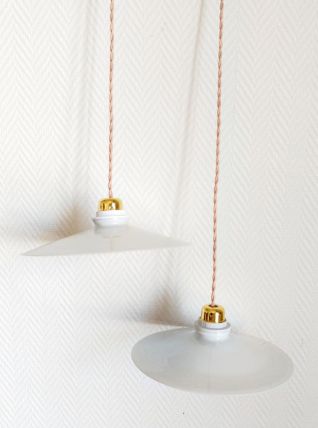 Paire de suspensions opaline vintage 