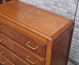 commode, chiffonier 1950 a 70 , bois teinté 85x87x55 tres bo