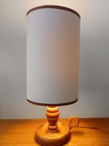 Lampe en bois vintage abat-jour simili cuir blanc 
