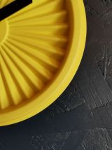 Horloge pendule murale vintage silencieuse Tupperware jaune