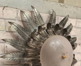  plafonnier ,applique soleil feuilles fer forgé  1970   tres